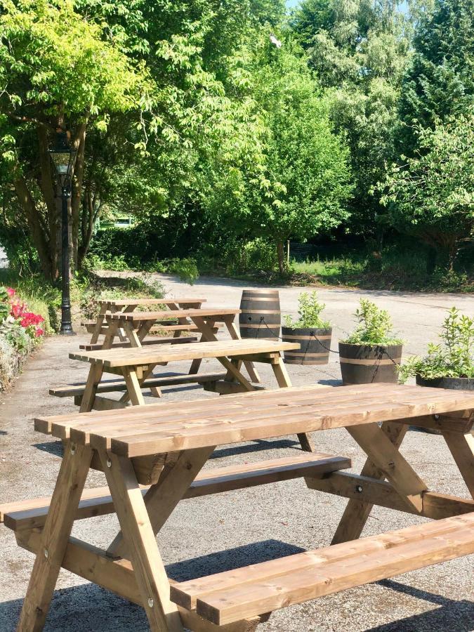 The Wheatsheaf At Beetham Hotel Sandside  Exterior foto